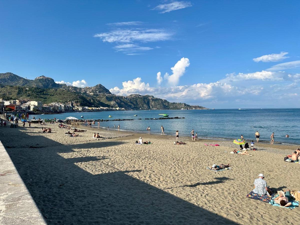 Attico Di Giggia Διαμέρισμα Giardini Naxos Εξωτερικό φωτογραφία